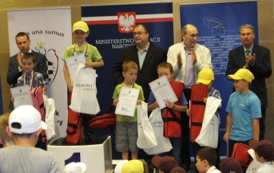 Grupa B: 1.Bartosz Fiszer (SP 321 Warszawa)