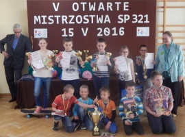 Uczestnicy turnieju głównego V Otwartych Mistrzostw SP321 (FIDE)